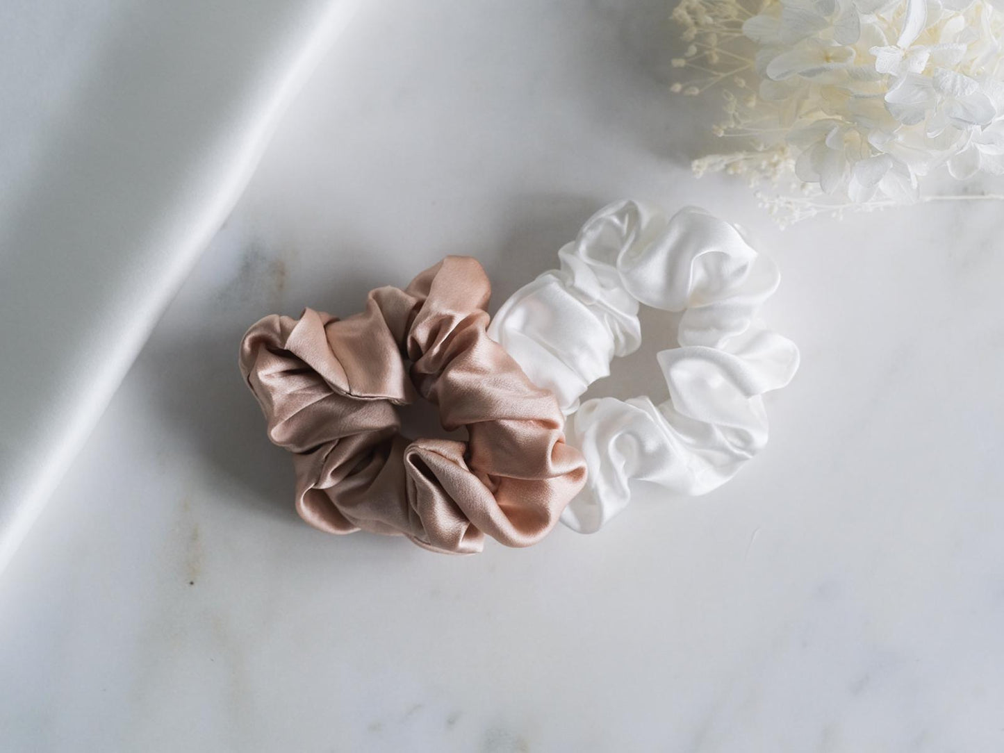 100% Pure Mulberry Silk Medium Size Scrunchy Champagne